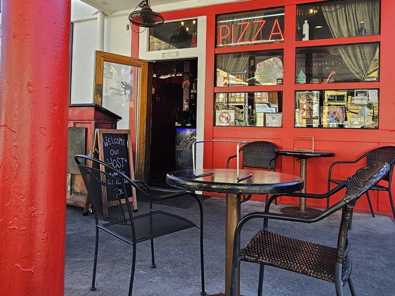 Screaming Banshee Pizza exterior